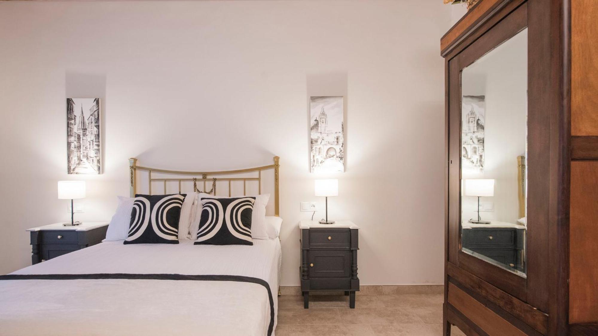 Apartamentos Florinda De La Cava Toledo - 1 Buitenkant foto